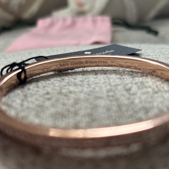 kate spade rose gold crystal-accent bangle bracelet - NWT - Includes pink bag - Picture 3 of 6